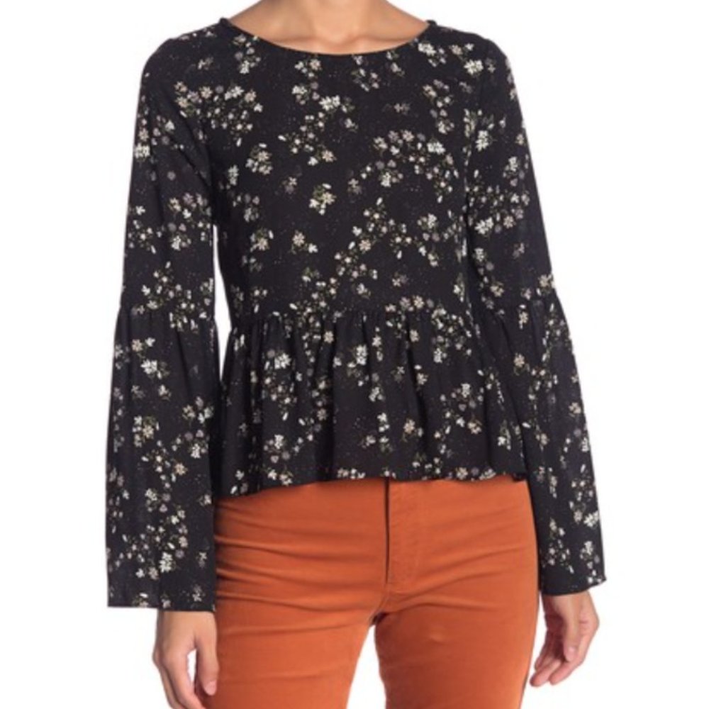 Cupcakes and Cashmere Floral Blouse w Bell Sleeves